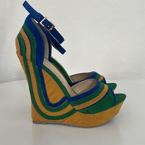 Liliana faux suede wedge heels sandals dress shoes women’s 7.5 blue gold green